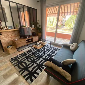  Appartement Vue Avec Place De Parking Privee Frankrijk
